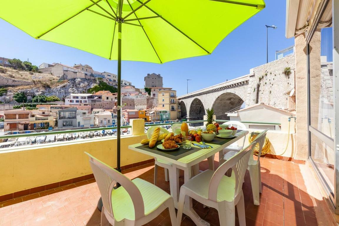 Au Vallon -Terrasse de Rêve sur le Vieux Port Marselha Exterior foto